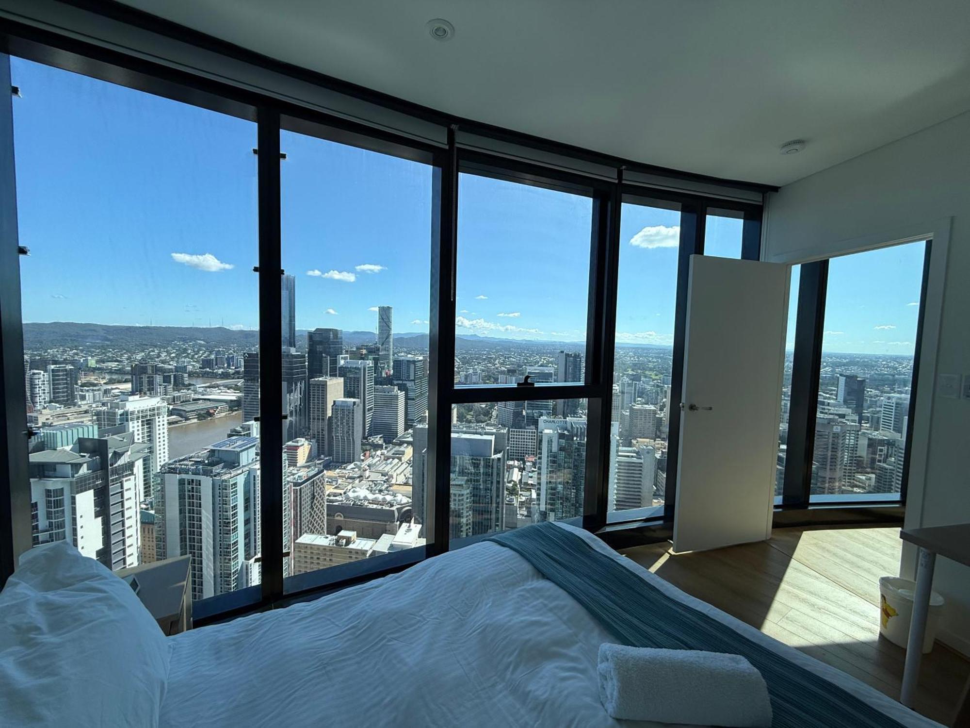 Amazing Views 60Th Level Skytower 3 Bedrooms Brisbane Exterior photo